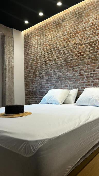 Late Checkout 14 H Free Netflix Tv Homestay *