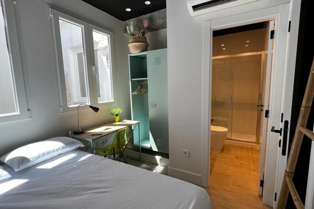 Late Checkout 14 H Free Netflix Tv Homestay *