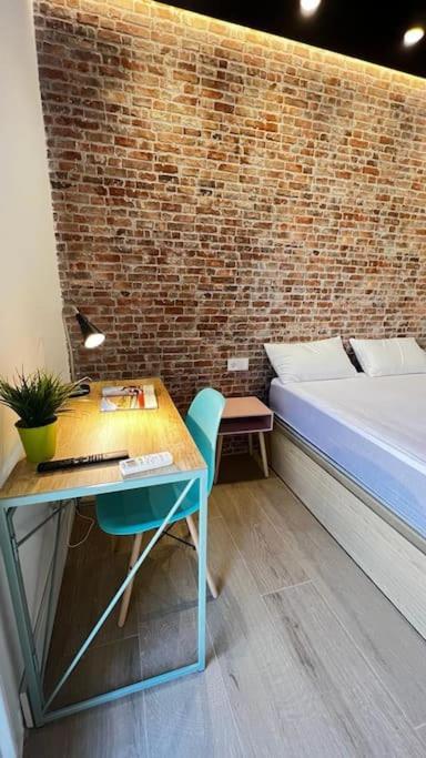 Homestay Late Checkout 14 H Free Netflix Tv Valencia