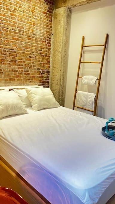 Late Checkout 14 H Free Netflix Tv Homestay